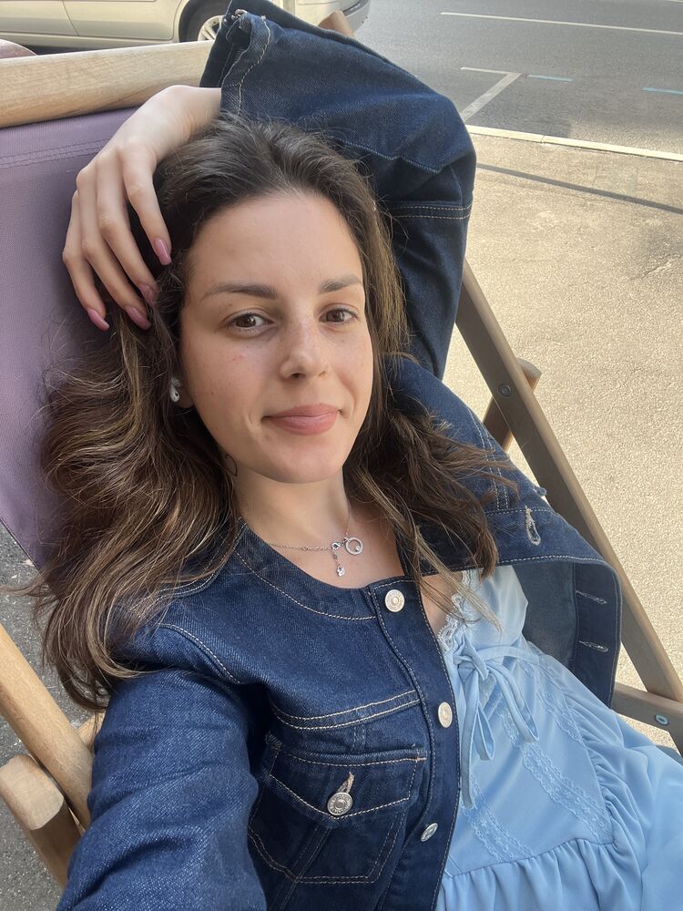 ���������� ������, ���� ������� Marta Hau, 24 ����, ������������ ��� ������, ����� � ���������, c�������� ���������