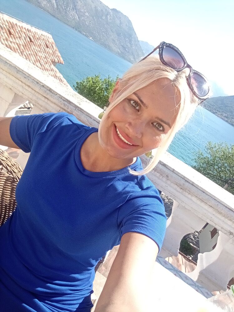  Kotor,   , 37 ,     , c 