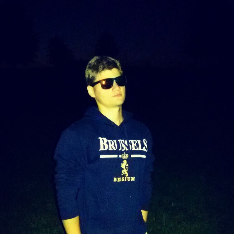  7744519  Aleksejs, 31 ,    