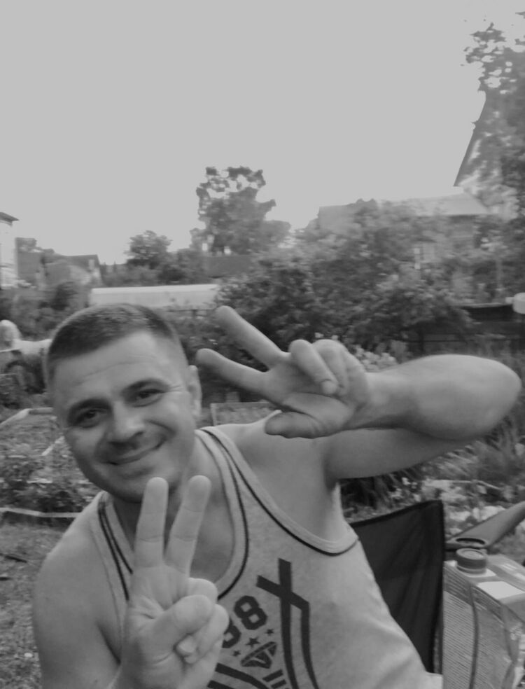  33882309  , 20 ,    -