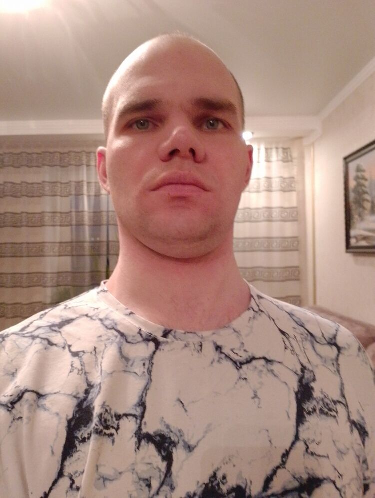  32838019  , 30 ,    