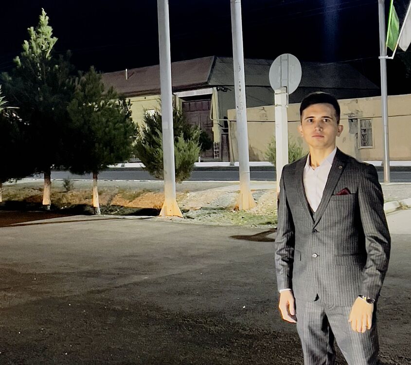  ,   Izzatbek, 26 ,   ,   , c , 