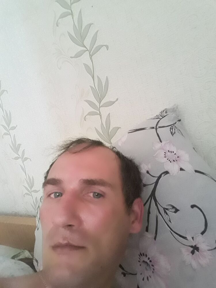  23538629  Andrey, 42 ,    