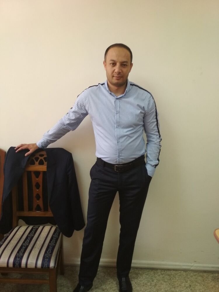  15857979  Bek, 36 ,    