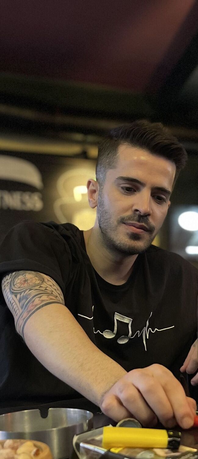  ,   , 27 ,   ,   