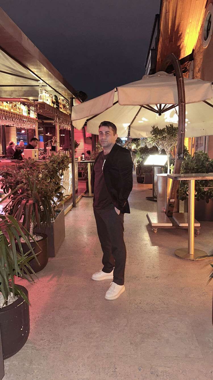  Cesme,   Murat, 39 ,   ,   