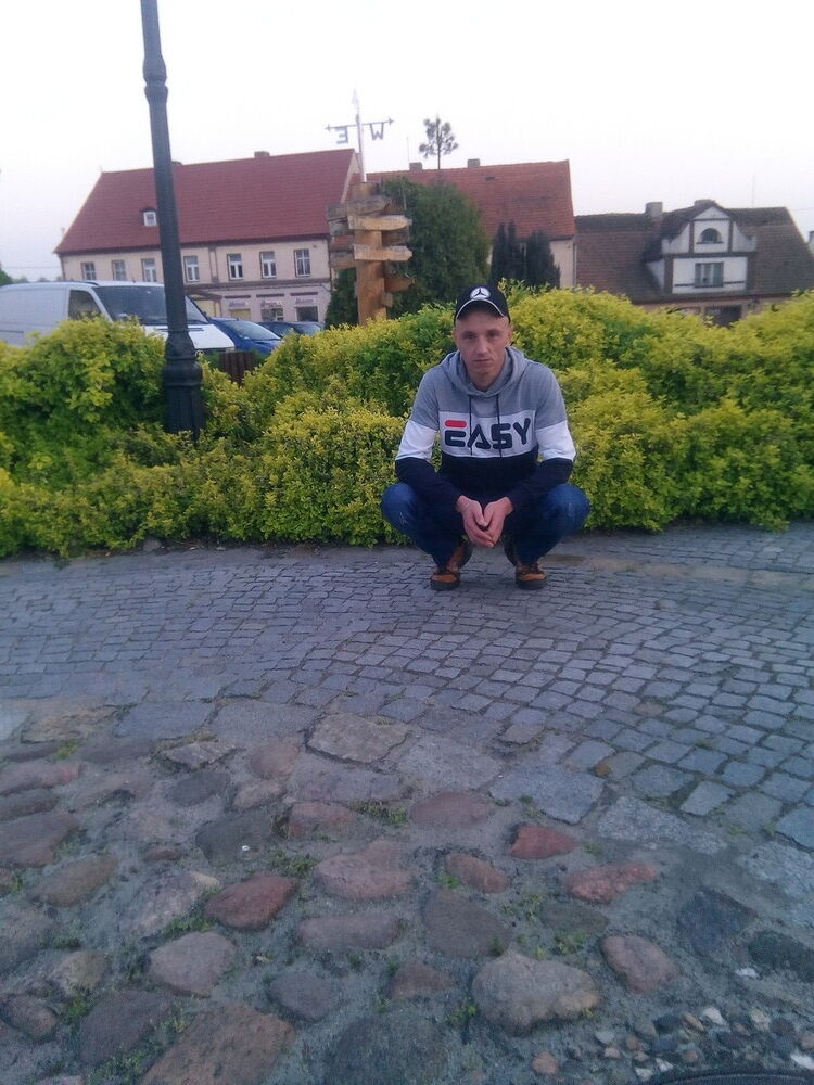  ,   Vasea, 34 ,  