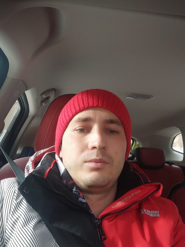  42369049  , 37 ,    