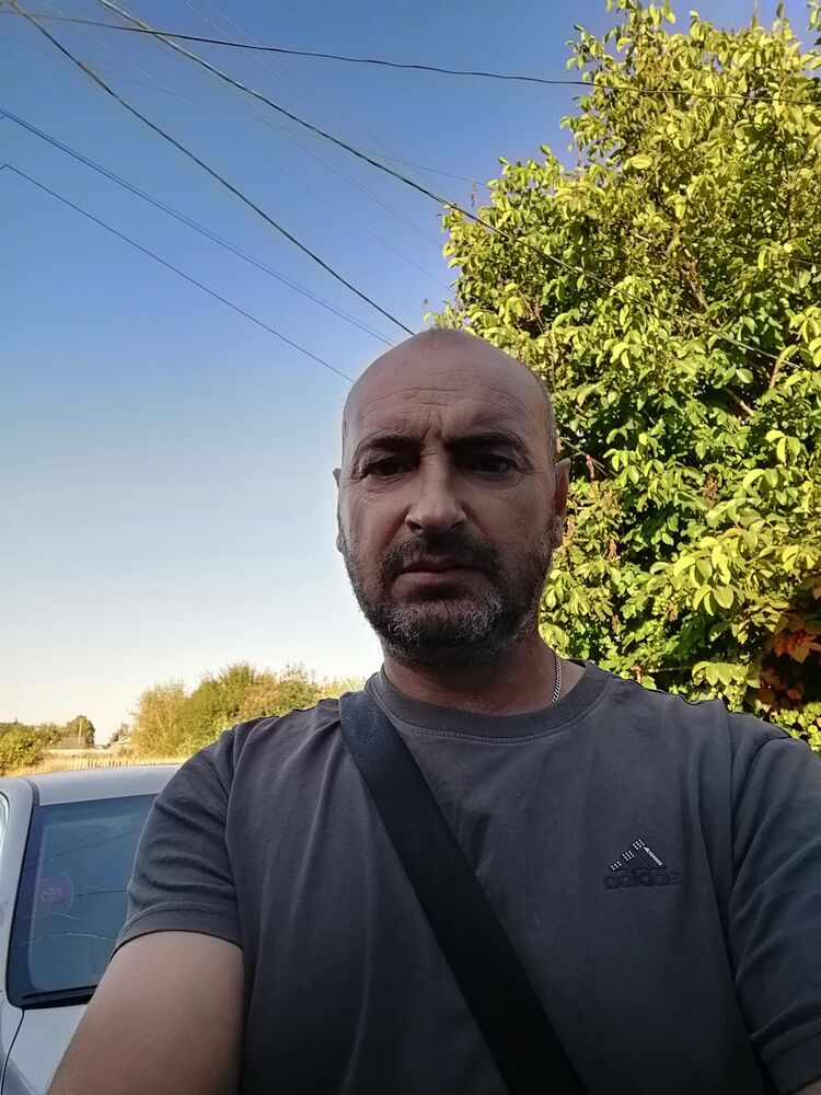  46106739  , 44 ,    