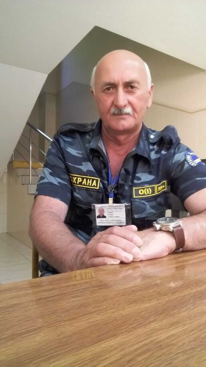  26568429  , 68 ,    