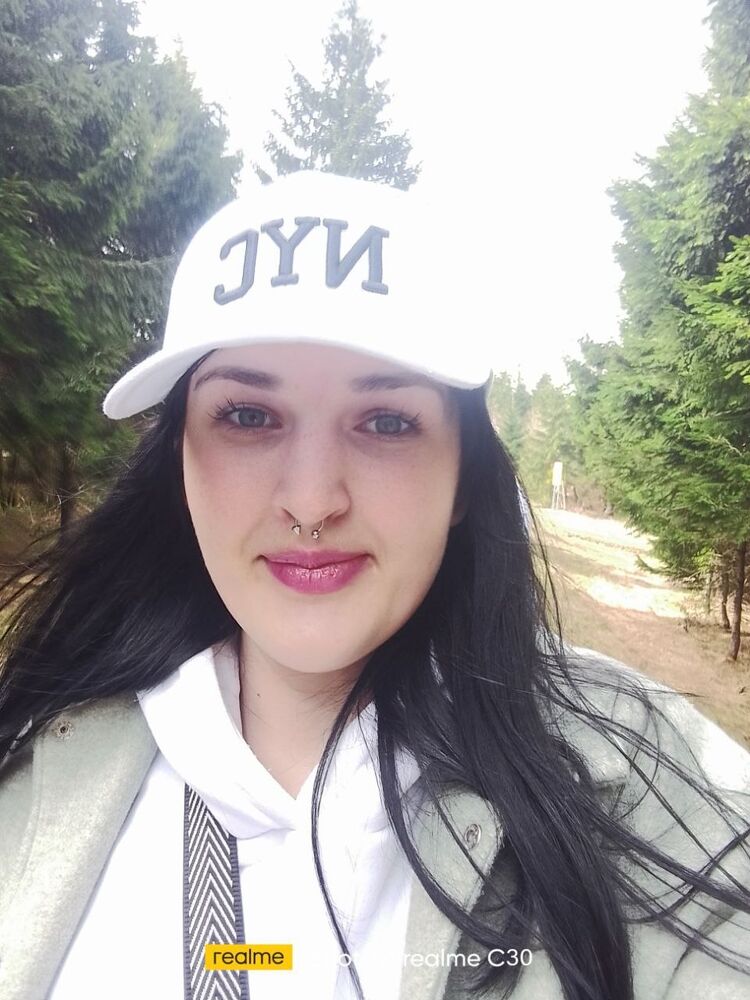  42219499  Dariia, 27 ,    Kyje