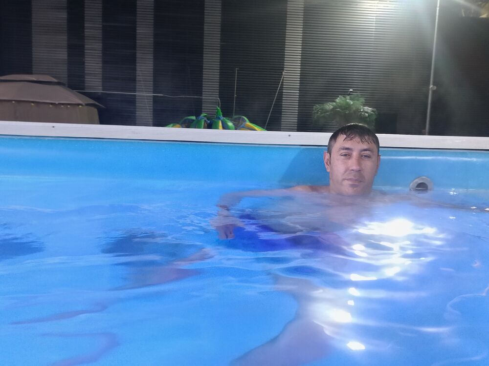  36528859  , 40 ,    
