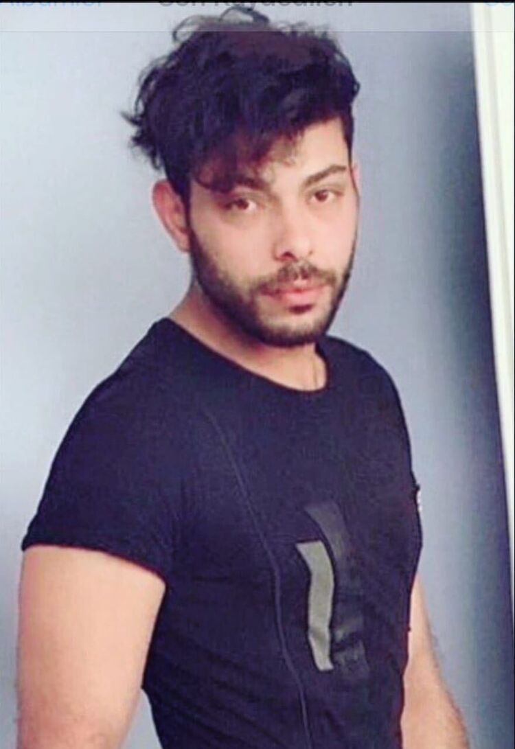  ,   Ahmet, 33 ,   ,   
