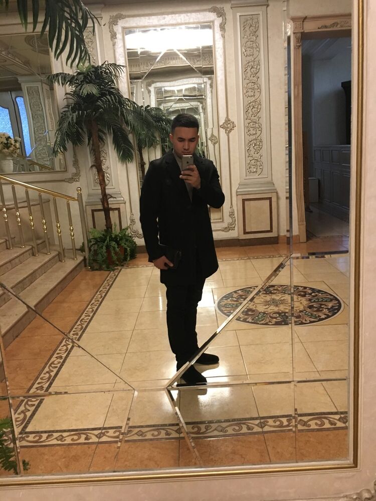  18829999  Xojiakbar, 30 ,    