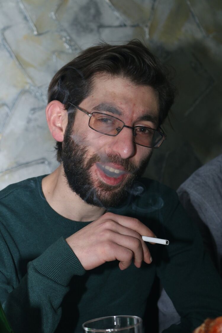  9681569  Slav, 40 ,    