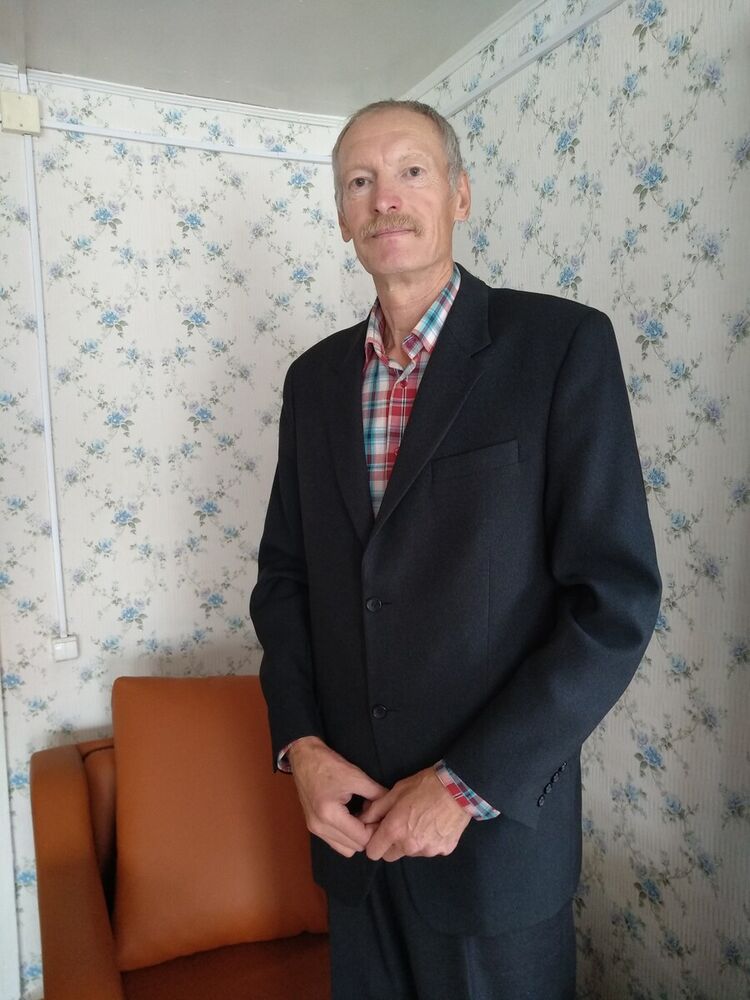  21465629  Sergei, 69 ,    
