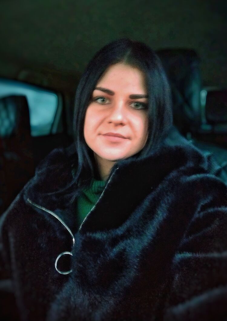  ,   Elena, 27 ,   ,   , 