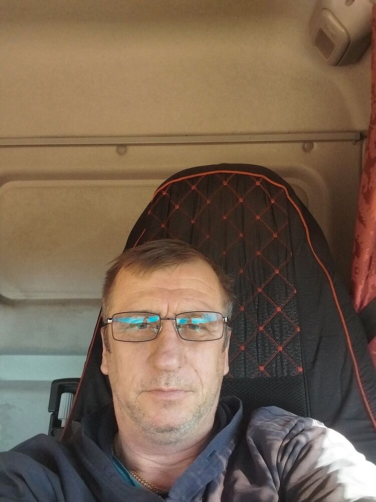  39604389  , 46 ,    
