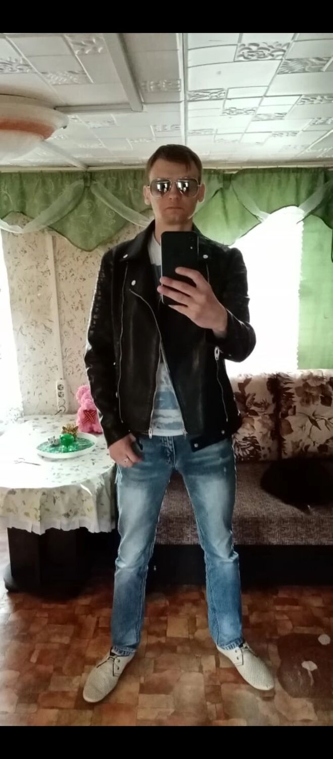  41581299  Andrey, 37 ,    