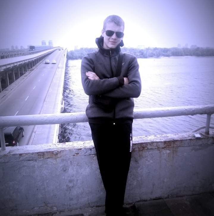  ,   Vitya, 23 ,   ,   , c , 