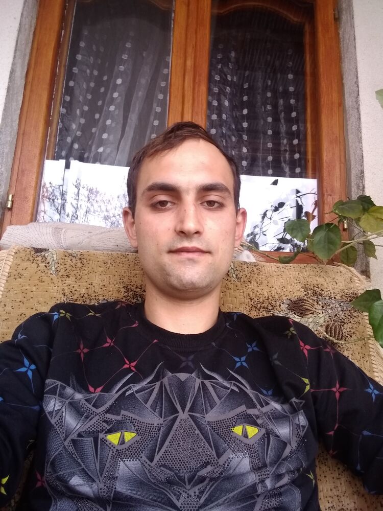  23044919  , 27 ,    