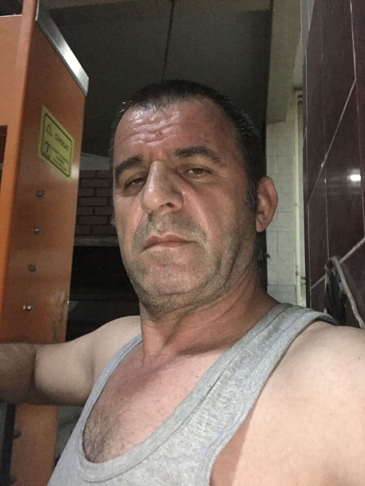  23802679  Erdin, 52 ,    