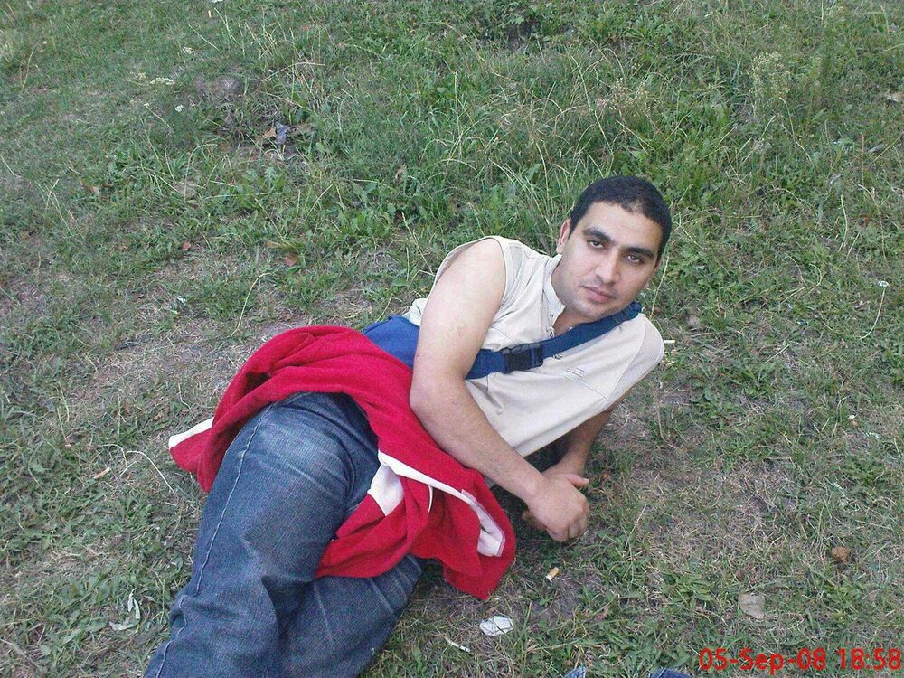  ,   Farid, 44 ,   ,   , c , 
