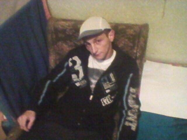  15707669  Anonime, 37 ,    