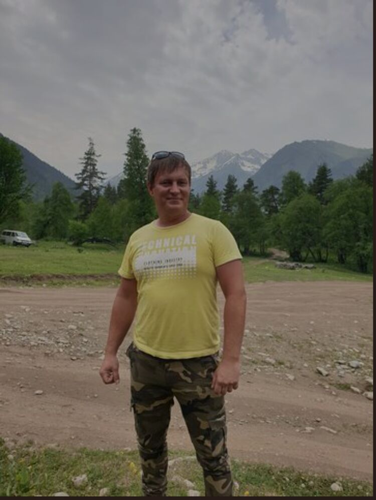  41738849  Alex, 41 ,    