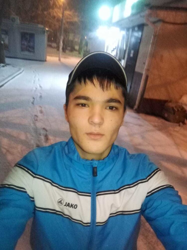  18137869  , 27 ,    