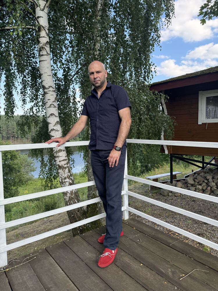 ,   Alex, 38 ,   ,   