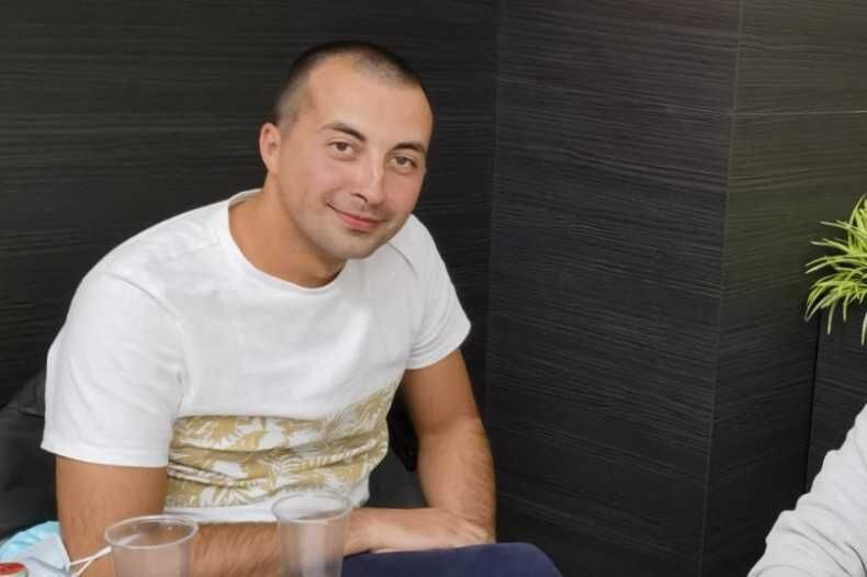  27913409  Vladimir, 29 ,    Kraljevo