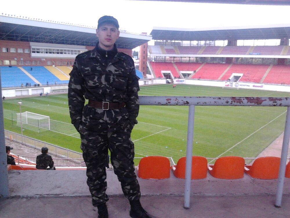  -,   Anton, 33 ,     , c 
