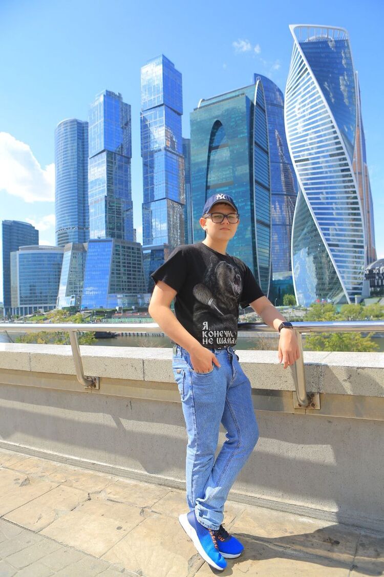  ,   Ivan, 19 ,   ,   