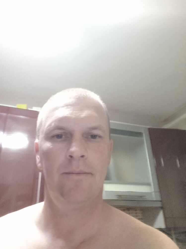  35976069  , 44 ,    
