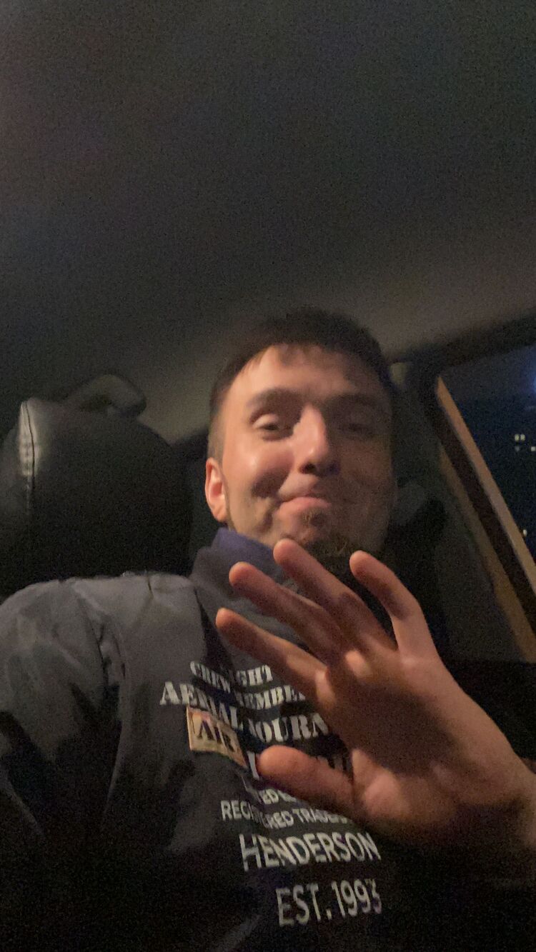  ,   Alex, 37 ,   ,   