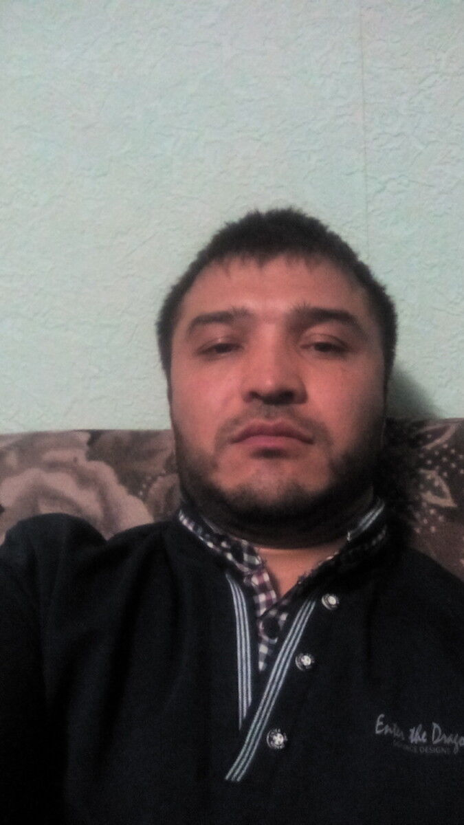  11454839  Maksim, 35 ,    