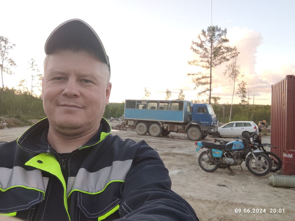  53610039  Alexey, 42 ,    