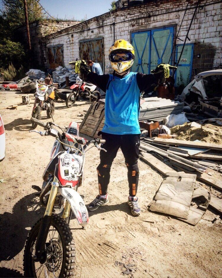 ���� 15896449 ������� ����, 37 ���, ���� ���������� � ����������