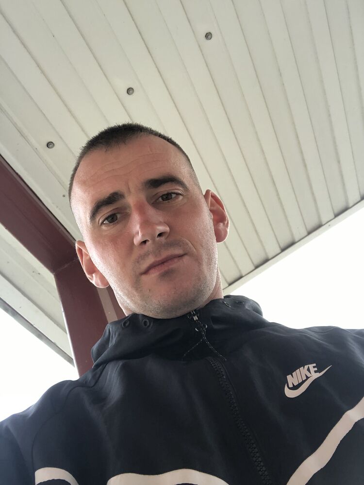  31276739  , 32 ,    