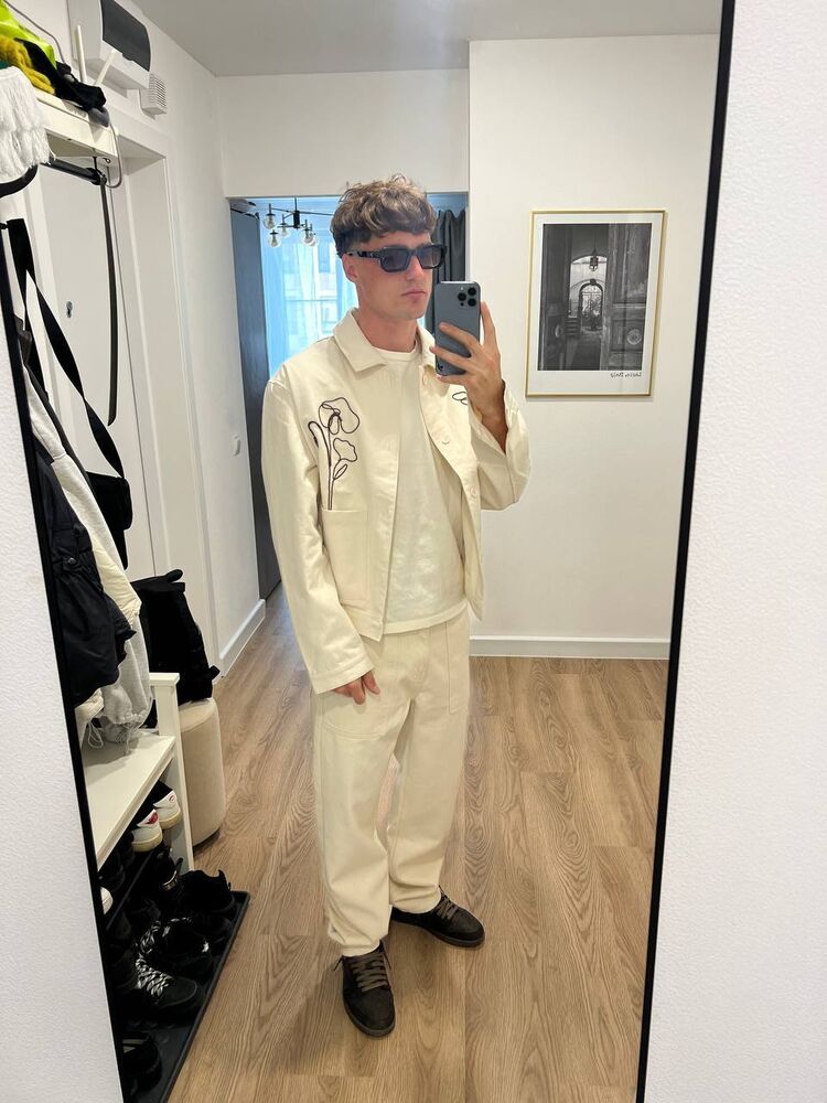  53245119  , 18 ,    -