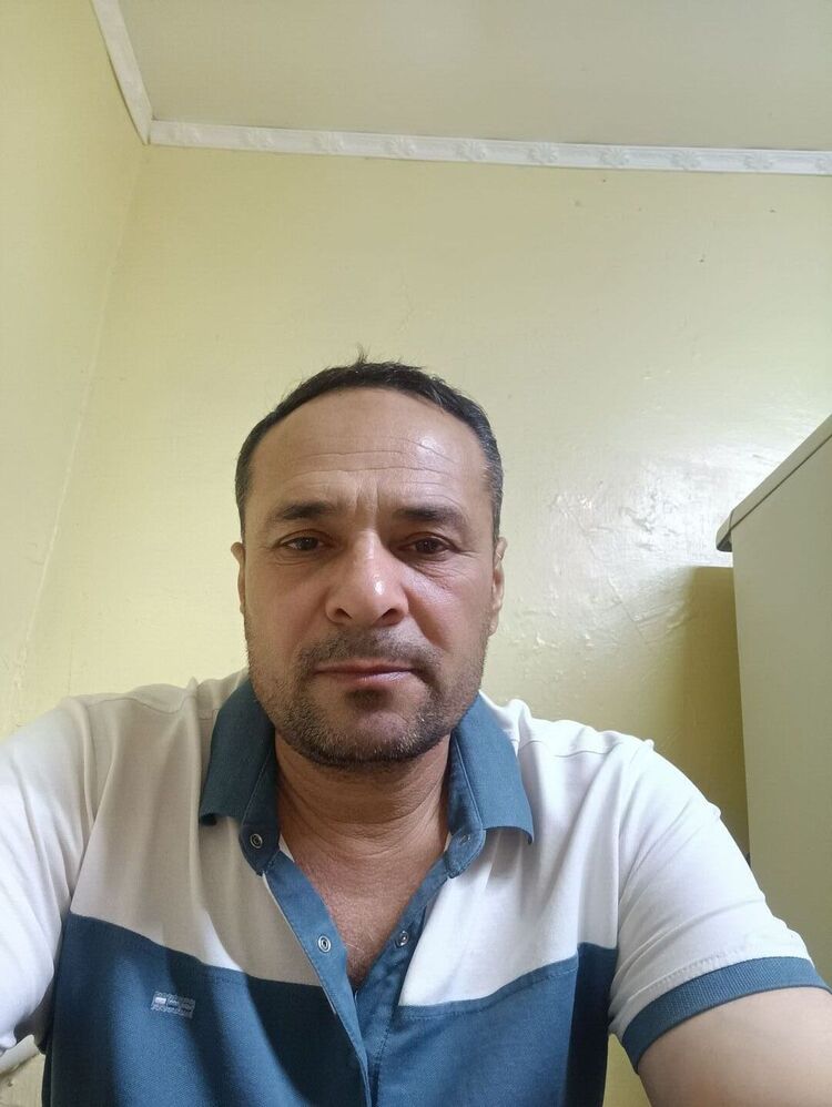  ,   Komil, 44 ,   ,   