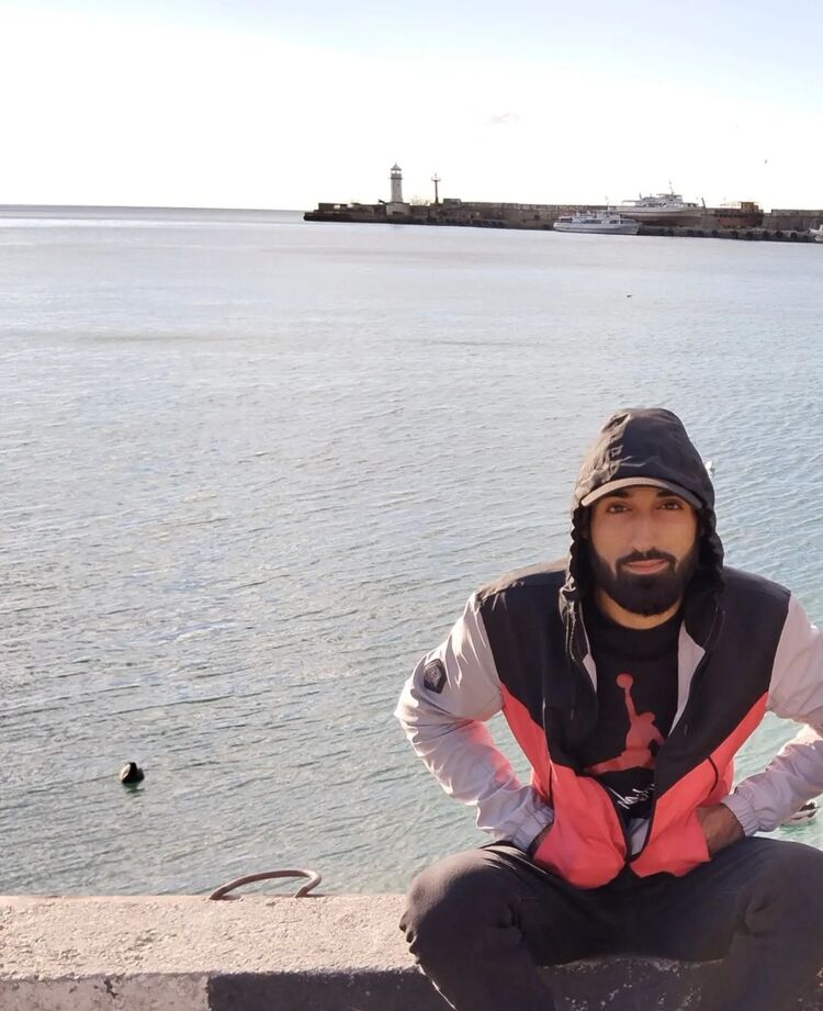  45646759  Ramzi, 30 ,    