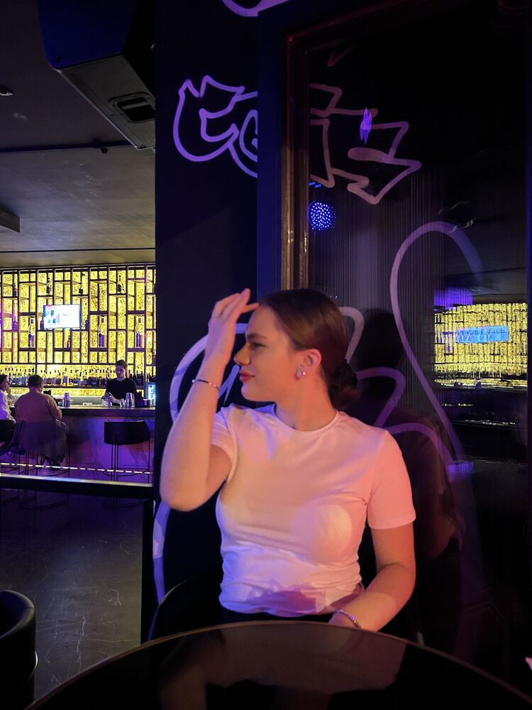  -,   , 22 ,   ,   