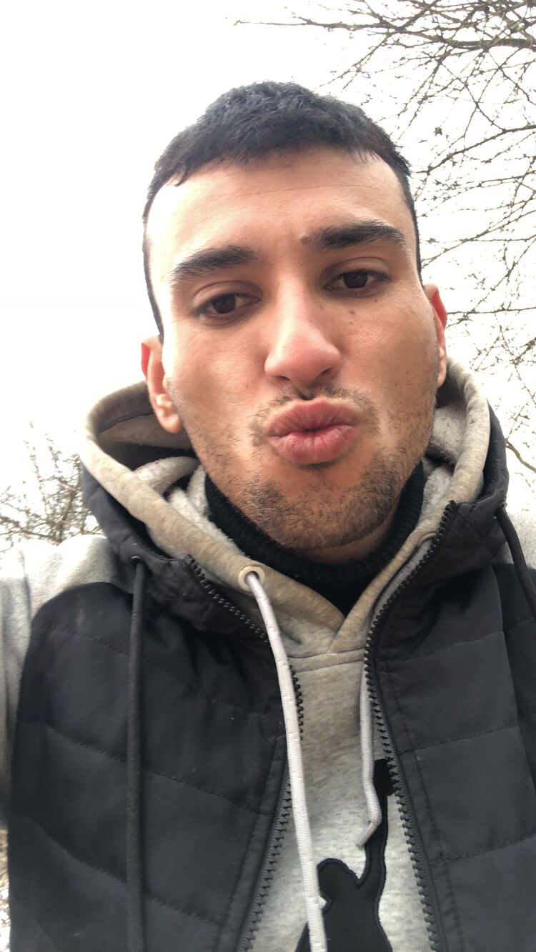  40865369  , 28 ,    
