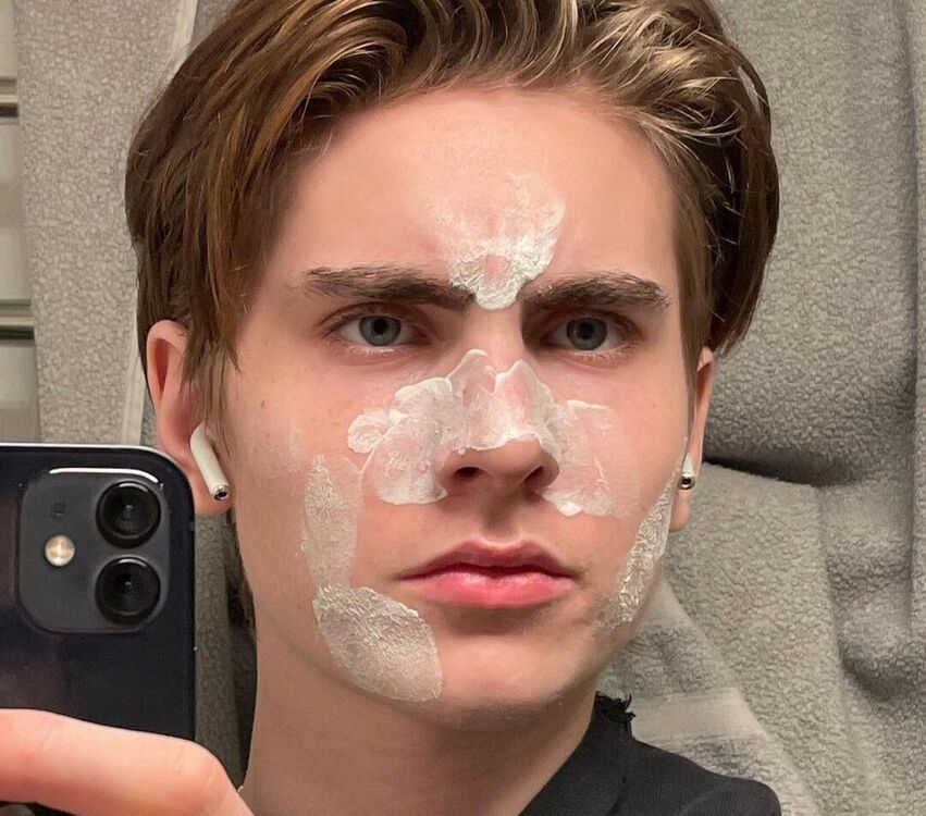 ���� 22310229 ����� ������, 23 ����, ���� ���������� � ������