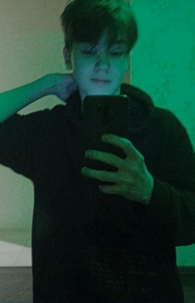 31323179  , 22 ,    