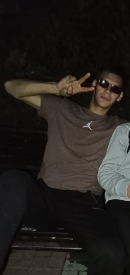  47993559  Daniil, 22 ,    
