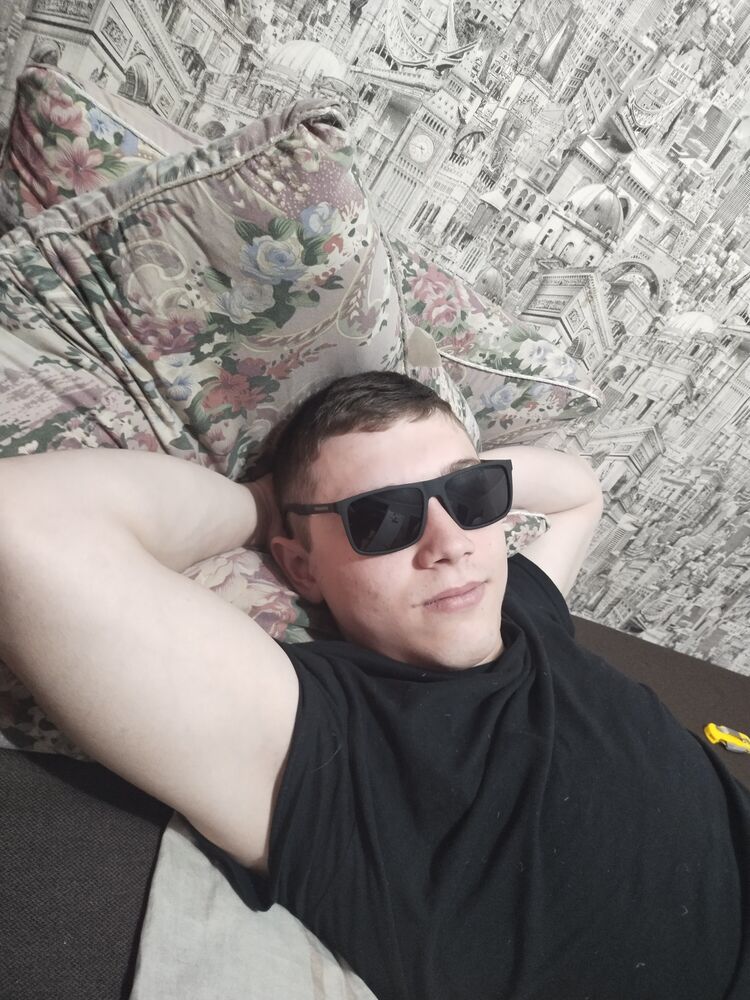  42897279  , 32 ,    