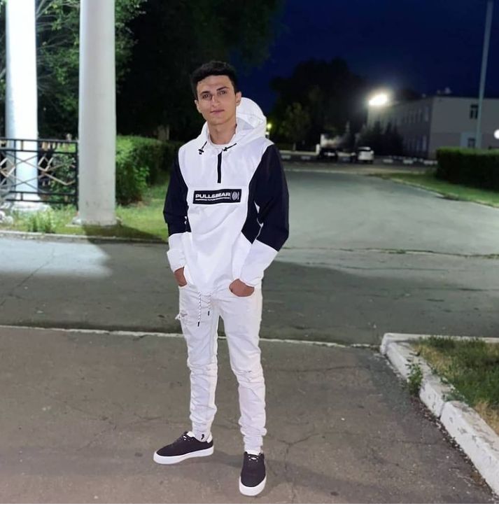  ,   Agash, 23 ,   ,   